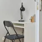 Peaceful For 4 Guests With Balcony By Renters Apartment *