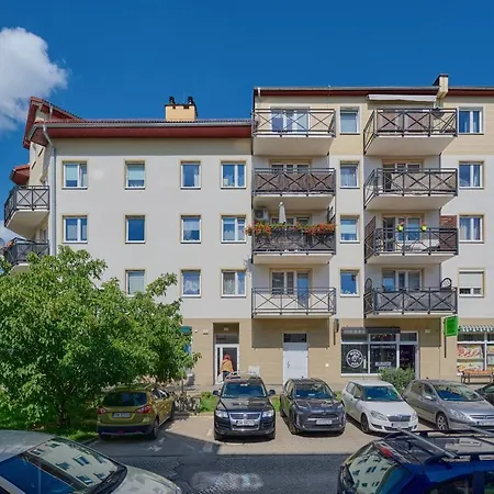 Apartmán Peaceful For 4 Guests With Balcony By Renters *