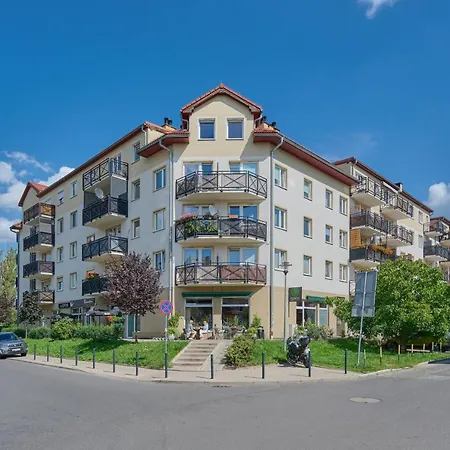 Peaceful For 4 Guests With Balcony By Renters *